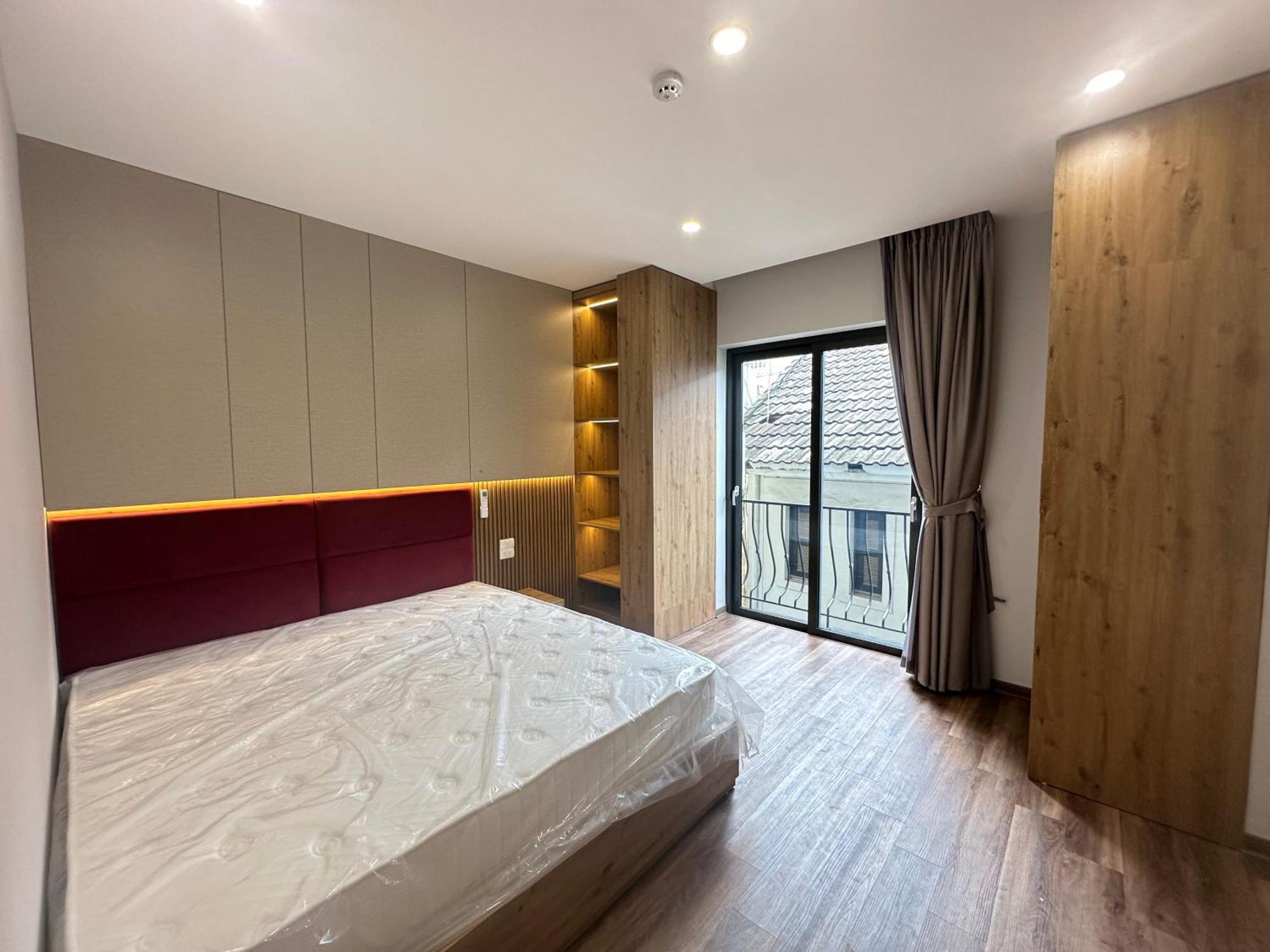 Luxe Paradise Suites Hotel To Ngoc Van Hanoi Exteriör bild