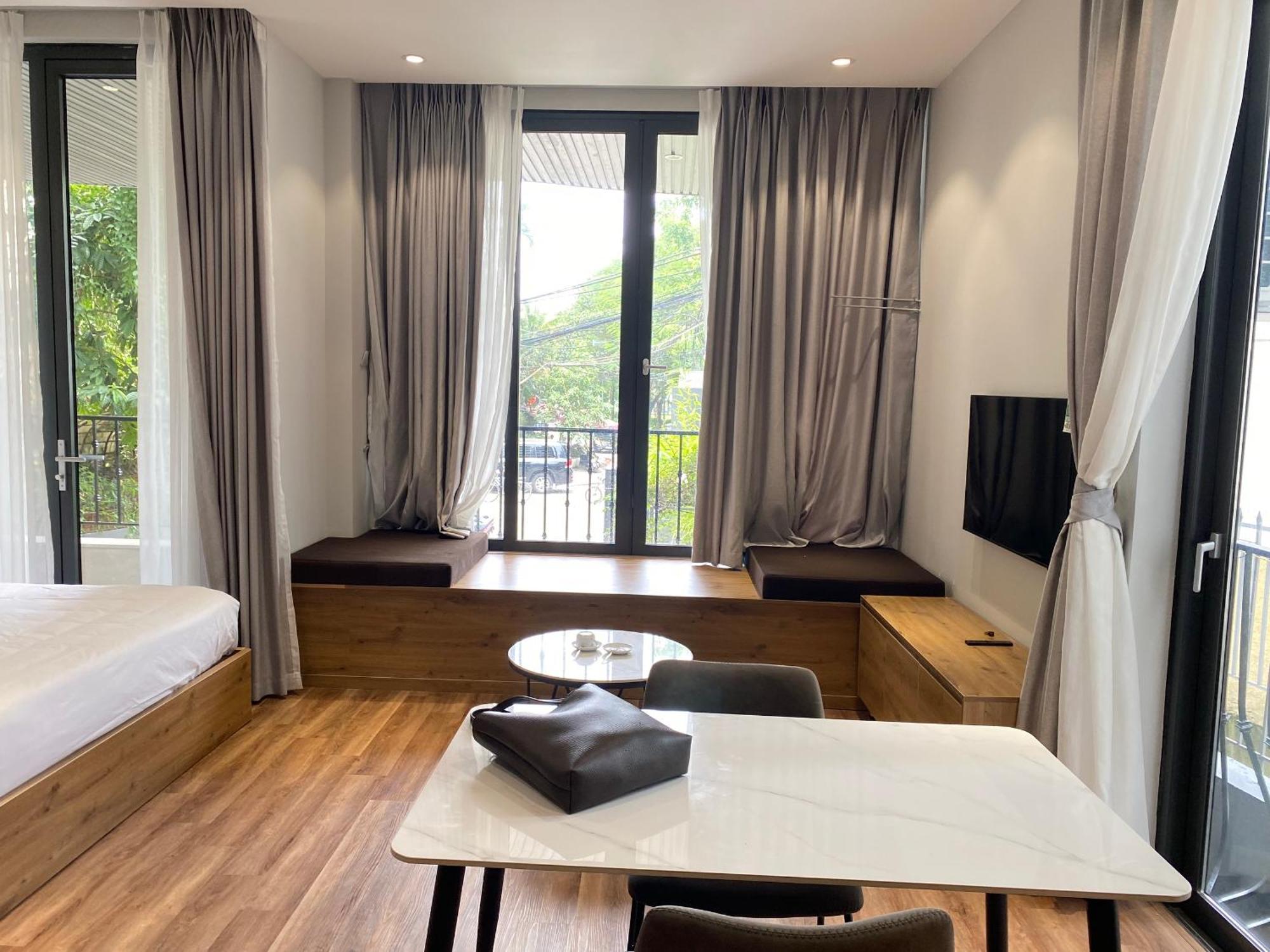 Luxe Paradise Suites Hotel To Ngoc Van Hanoi Exteriör bild